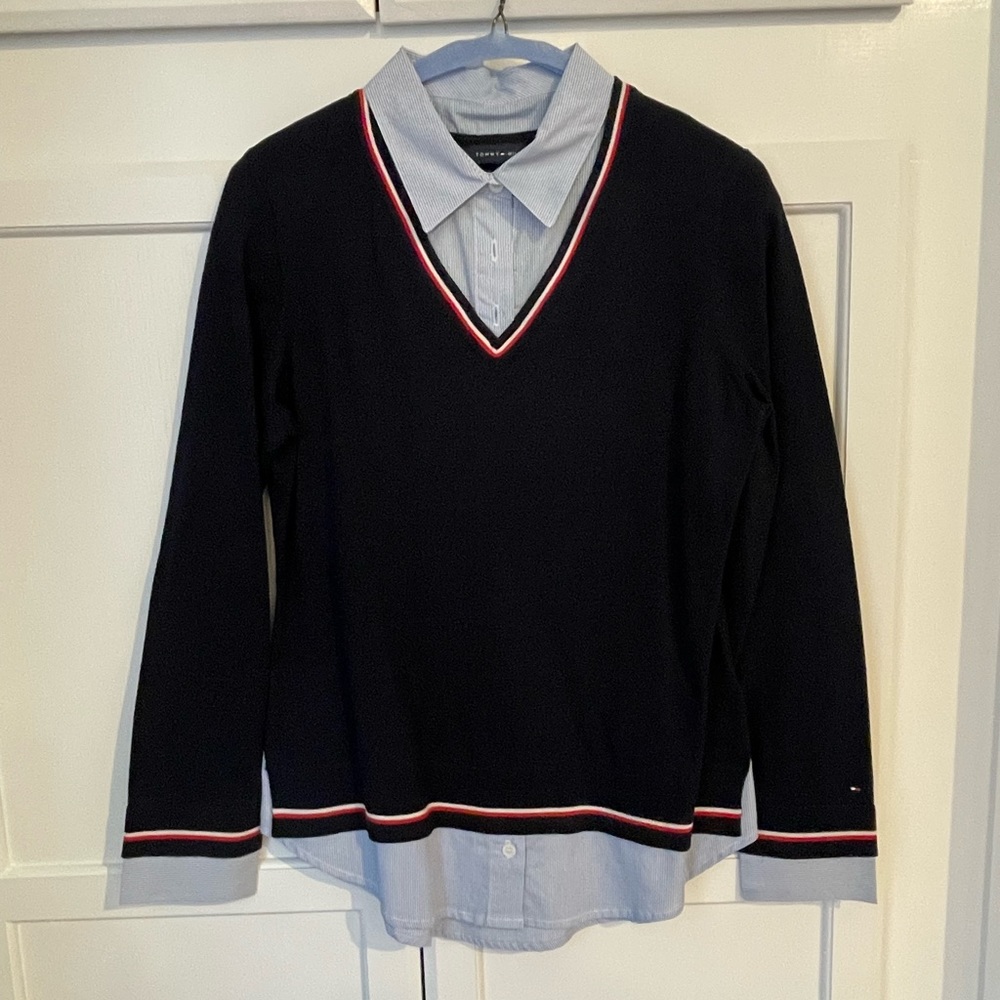 Tommy Hilfiger woman’s shirt - size small - excellent condition